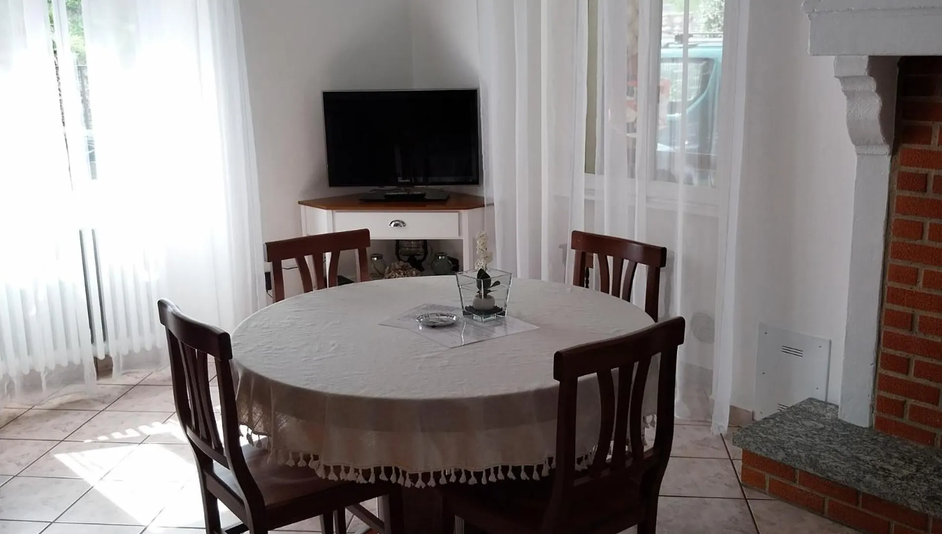 Casa Peppo Διαμέρισμα Lezzeno